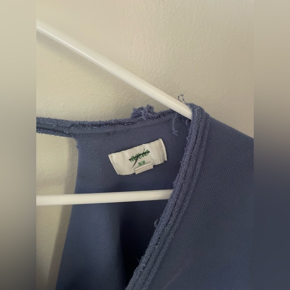 adorable open back aerie sweater - Picture 2 of 3